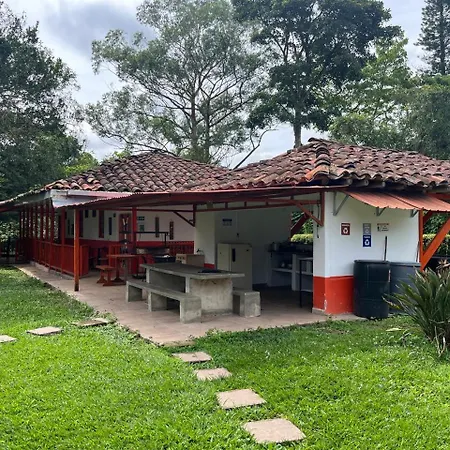 Finca Hotel El Paraiso Quimbaya Exterior photo